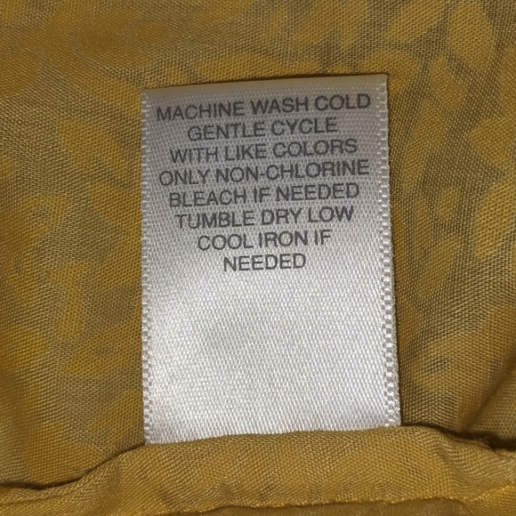 Christopher & Banks Button Tab Sleeve Top / Yellow Floral Pattern Shirt - Picture 10 of 12